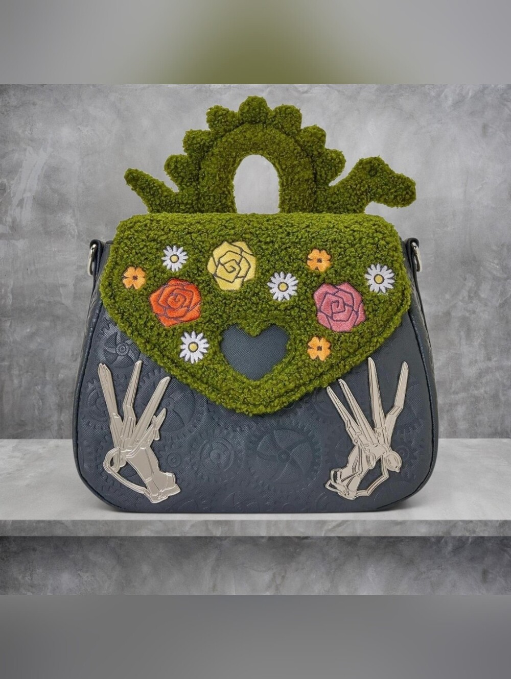 NWT Loungefly Edward Scissorhands Sherpa Crossbody Bag